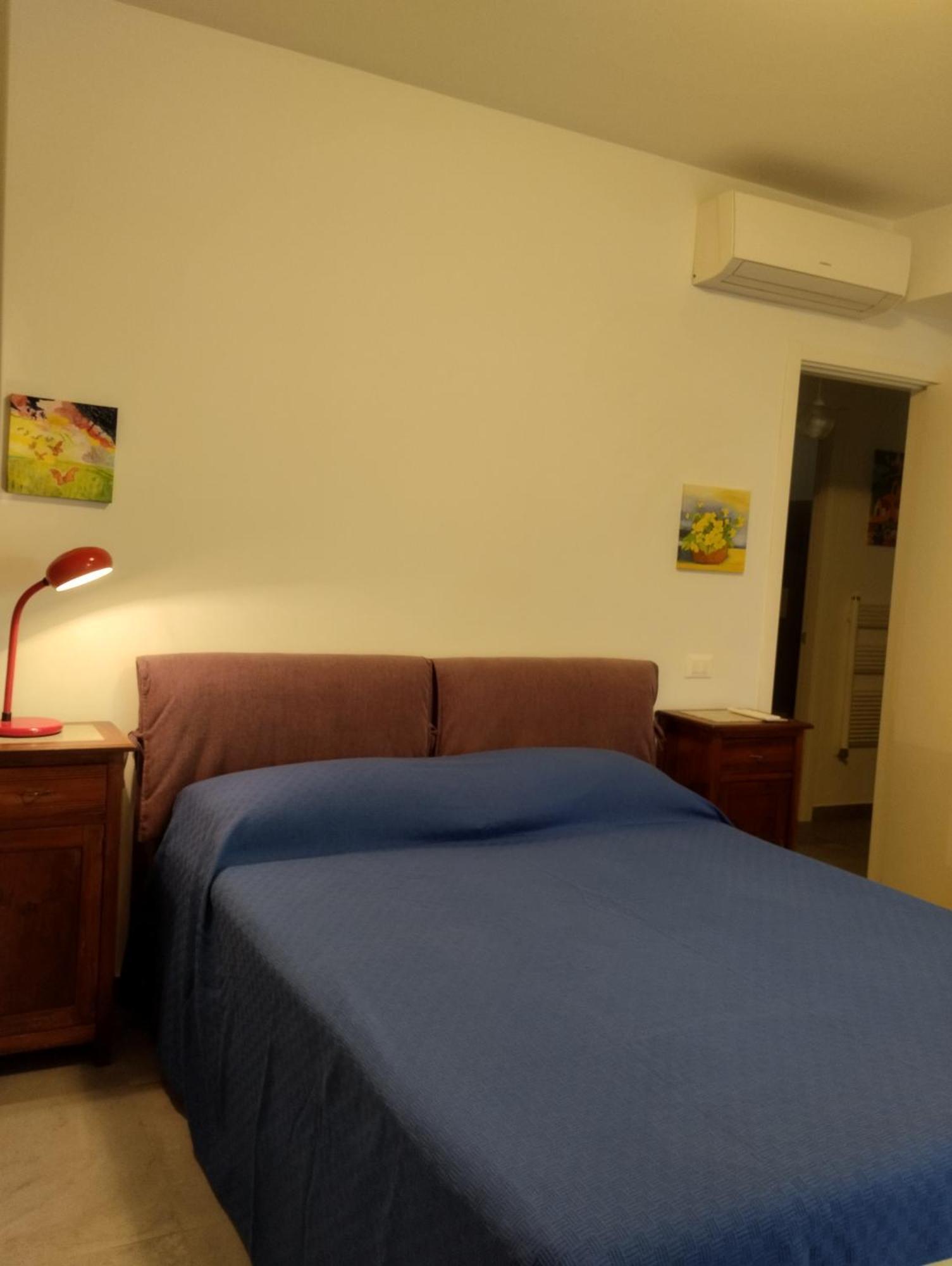 Cavalluccio Marino Apartment Aci Castello Luaran gambar
